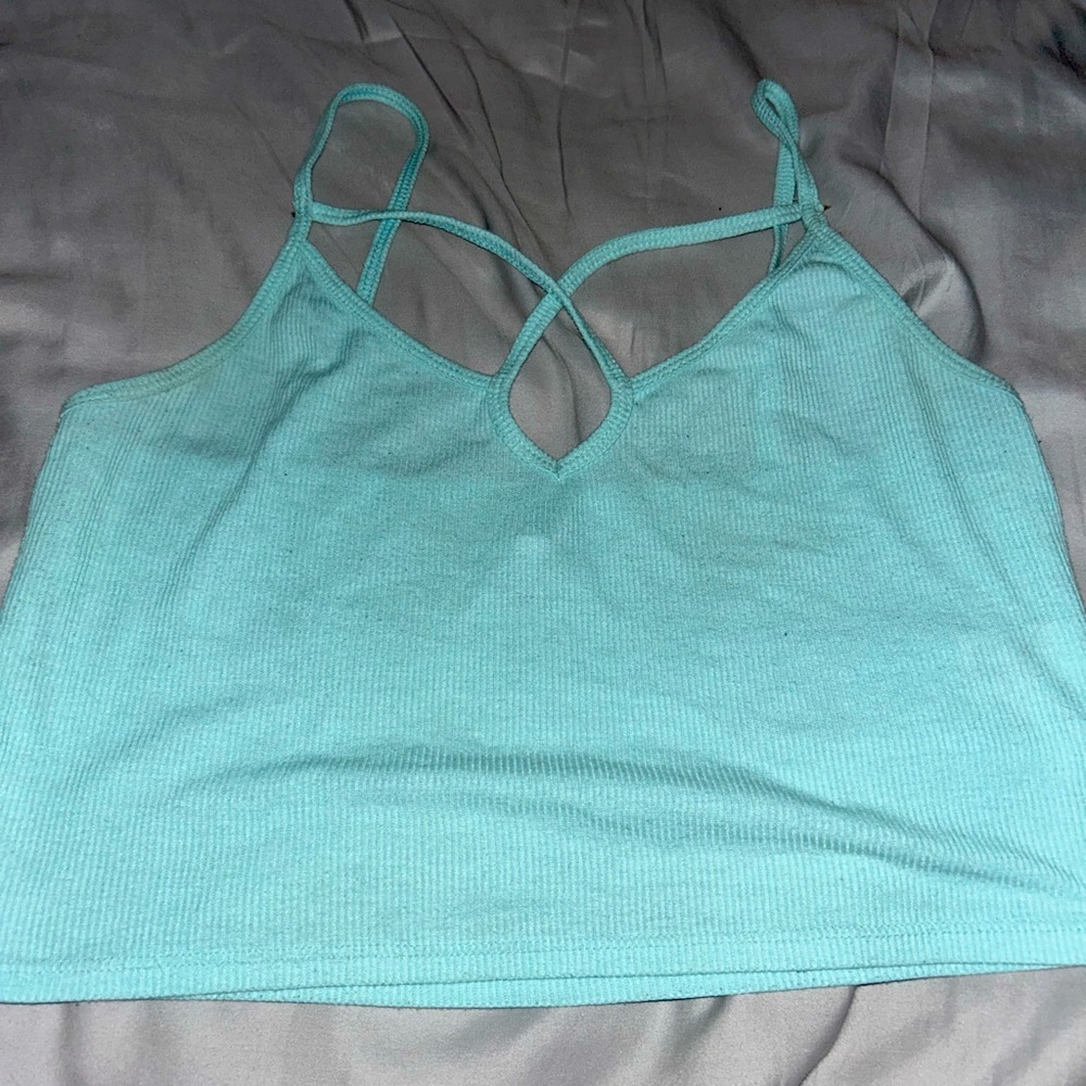 mudd cropped top lightly worn. mint green size medium